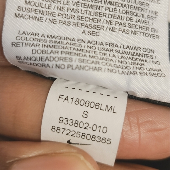 Nike | Women's Full Length Black Dri-Fit Athletic or Yoga Leggings (Size Small) - Picture 9 of 11